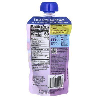 Baby puree made of blueberry, pear, carrot