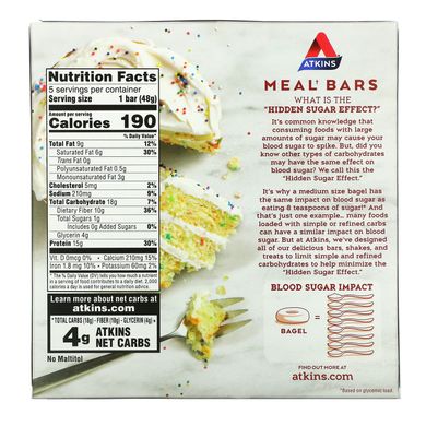 Atkins, Protein Meal Bar, батончик на день народження, 5 батончиків, 1,69 унції (48 г) кожен